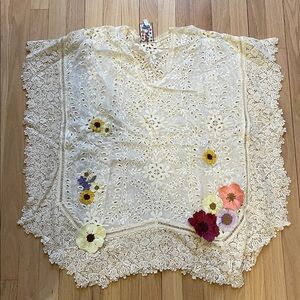 Johnny Was Cream Embroidered Lace Top size S